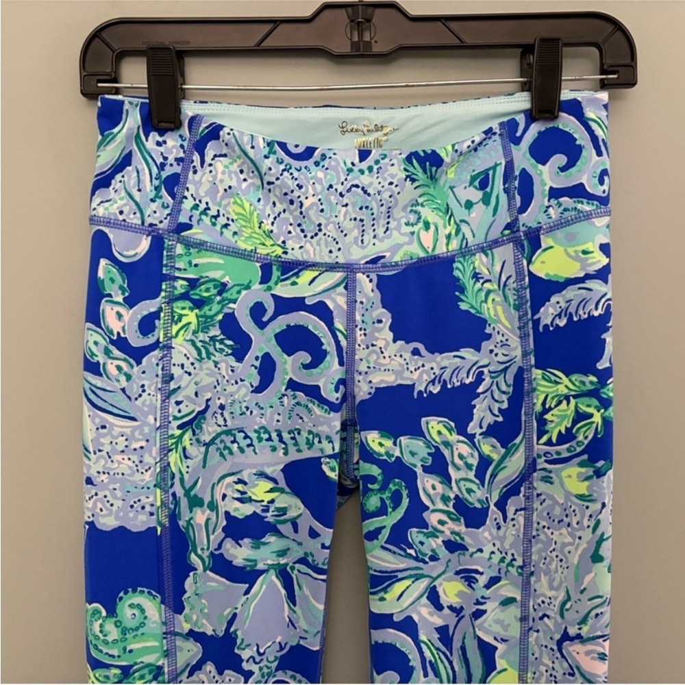 Lilly Pulitzer Luxletic Weekender Cropped Leggings Blue Current Sea Sirens Small - Picture 5 of 14
